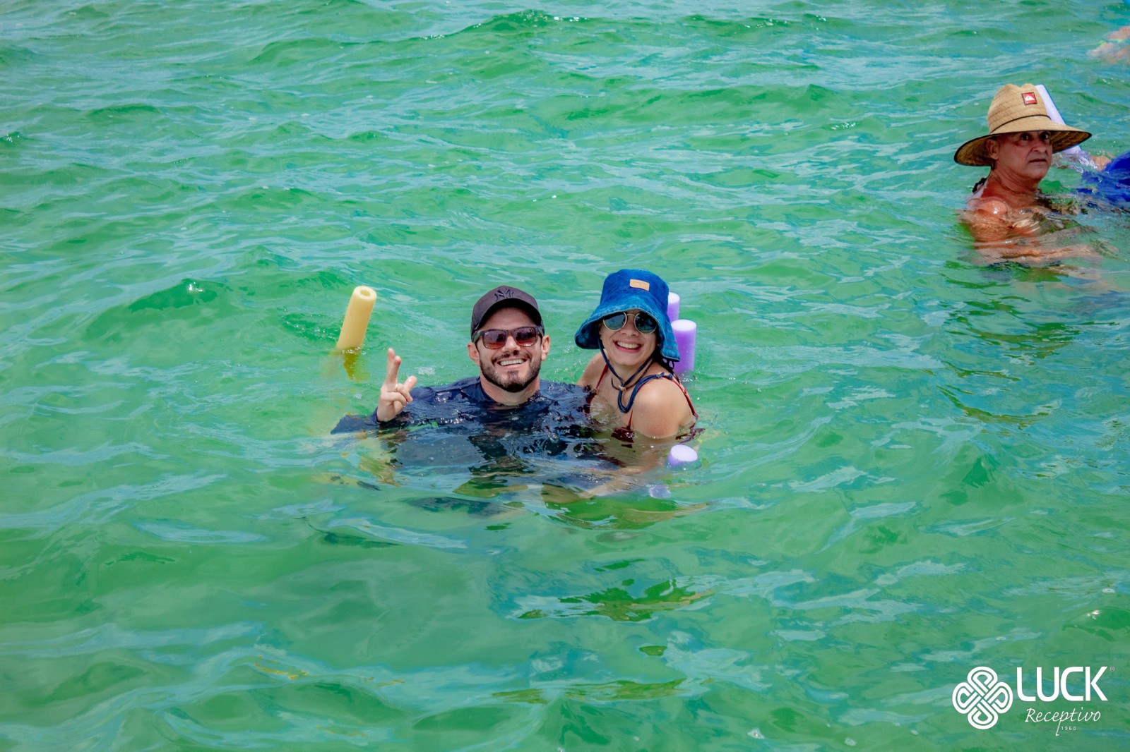 Passeio às Piscinas Naturais do Extremo Oriental - Apenas Ingresso