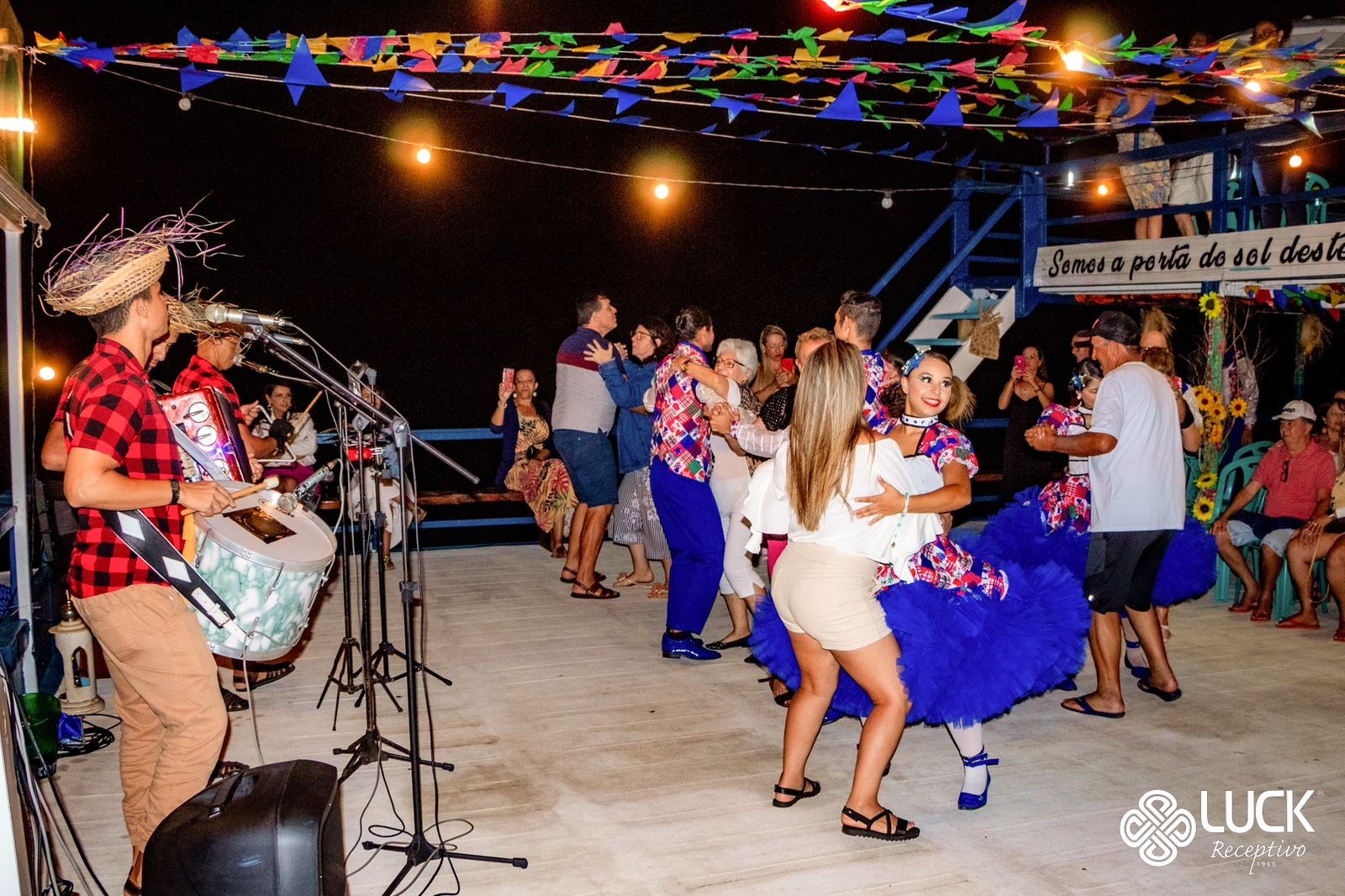 Passeio no Catamarã do Forró - apenas ingresso