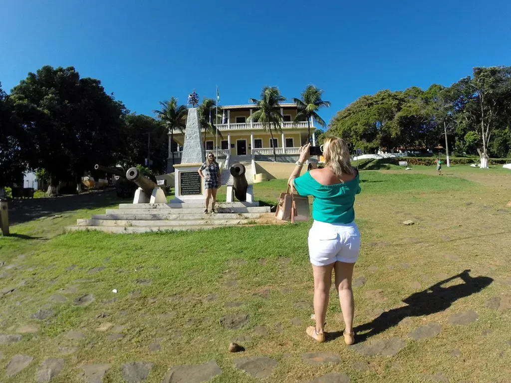 COSTA HISTÓRIA E MAR – ENTRE HISTÓRIA E MAR