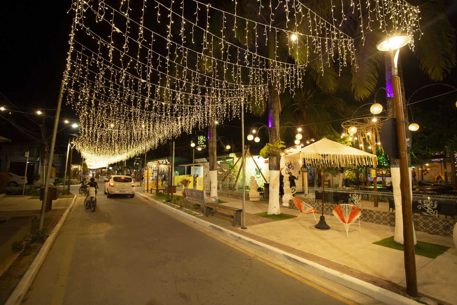 Vila do Francês By Nigth (La Rue)