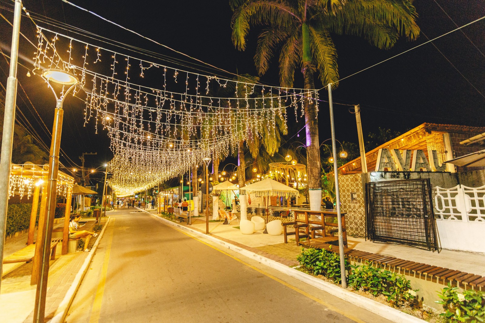 Vila do Francês By Nigth (La Rue)