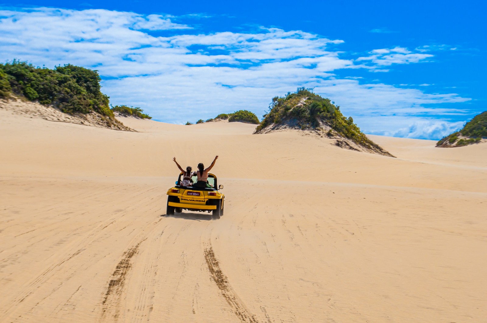 Genipabu: A Praia mais famosa do litoral.