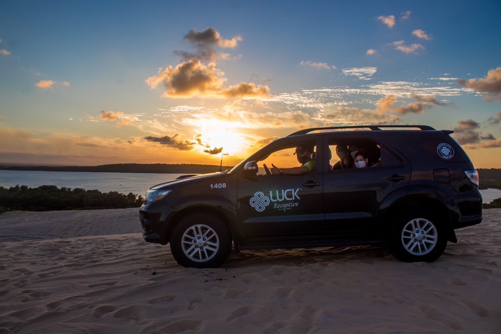 Passeio de 4x4 nas Praias do Litoral Sul - Privativo