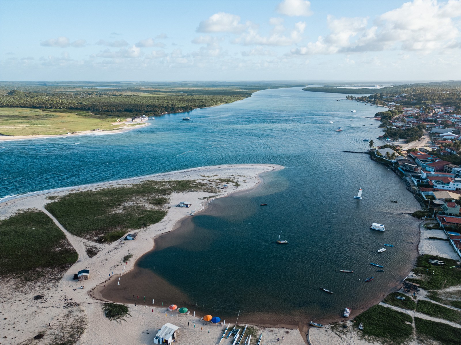 Passeio à Barra do Cunhaú com barco