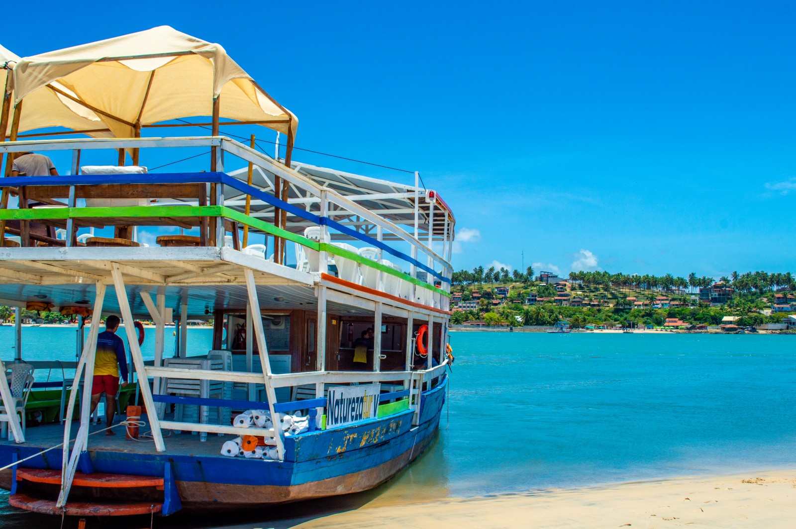 Passeio à Barra do Cunhaú com barco