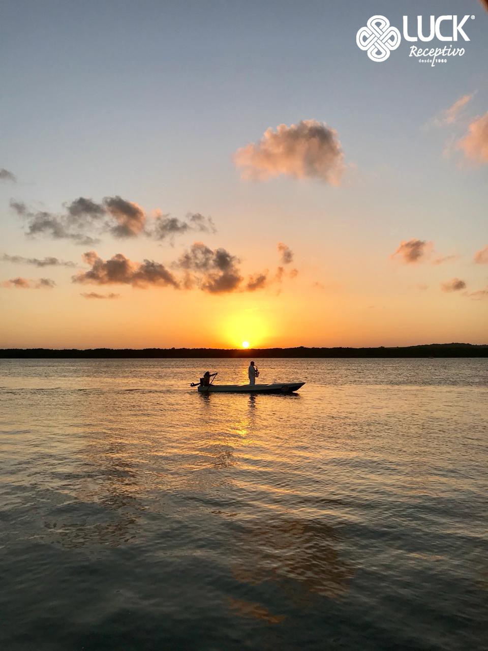 Passeio de Barco ao Pôr do Sol da Praia do Jacaré – Sem Transfer