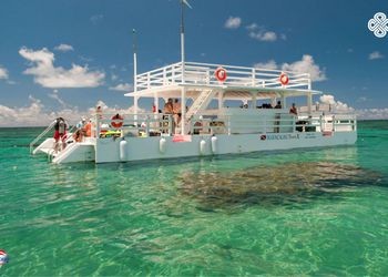 Passeio à Maracajaú com saída de Touros